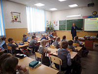В Нытвенской Гимназии второклассники повторили правила пожарной безопасности