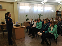 В рамках Месячника безопасности в библиотеке г. Соликамска прошло мероприятие «Огонь друг, враг»